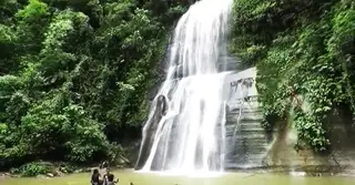 প্রাকৃতিক সৌন্দর্যের এক অনন্য নিদর্শন হামহাম জলপ্রপাত; পৌঁছাতে দুর্ভোগ পর্যটকদের